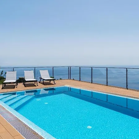 Valley View-villa With Heated Pool And Sauna Villa