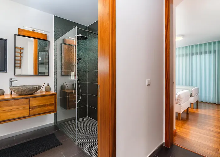 Valley View-villa With Heated Pool And Sauna Arco da Calheta (Madeira)