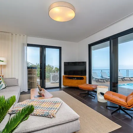 Villa Valley View-villa With Heated Pool And Sauna Arco da Calheta