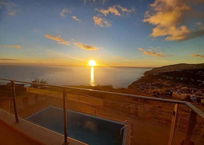 Willa Valley View-villa With Heated Pool And Sauna Arco da Calheta (Madeira)