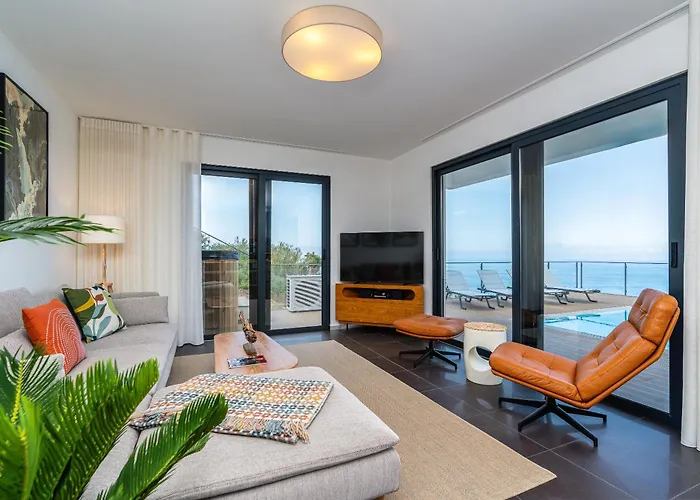 Willa Valley View-villa With Heated Pool And Sauna Arco da Calheta (Madeira)